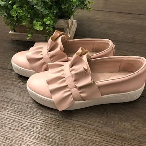 MICHAEL KORS shoes size 8